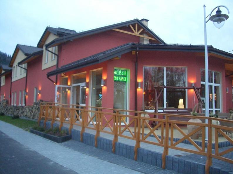 Hotel Krak Myślenice Esterno foto