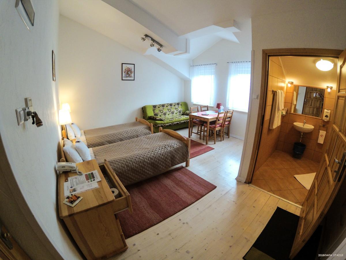 Hotel Krak Myślenice Esterno foto