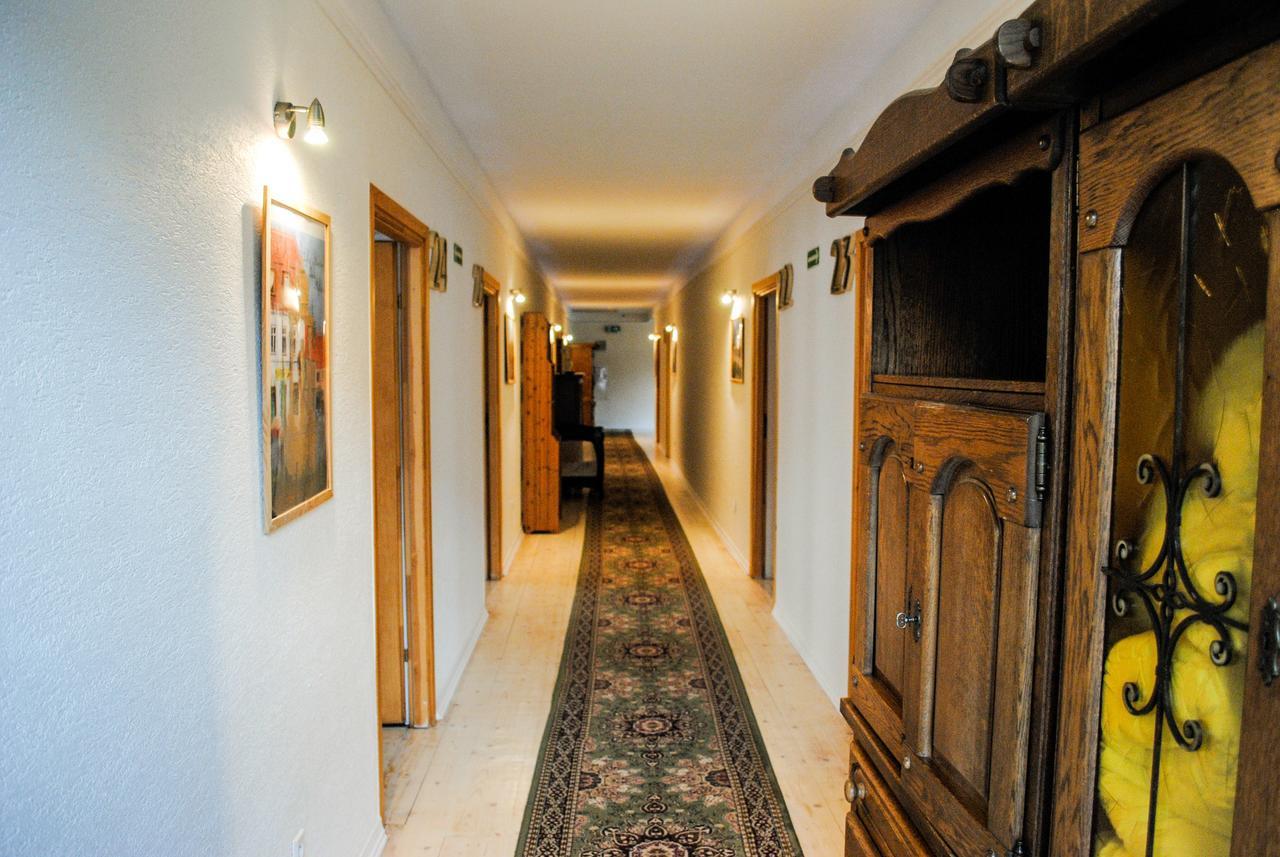 Hotel Krak Myślenice Esterno foto