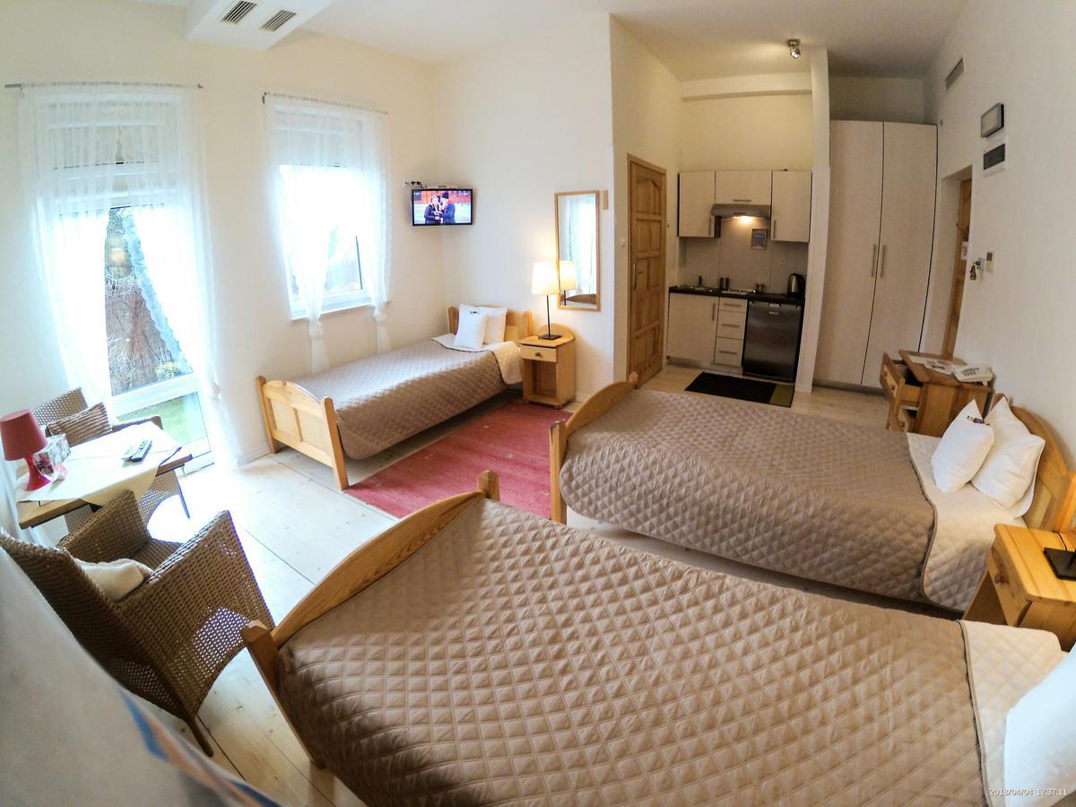 Hotel Krak Myślenice Esterno foto