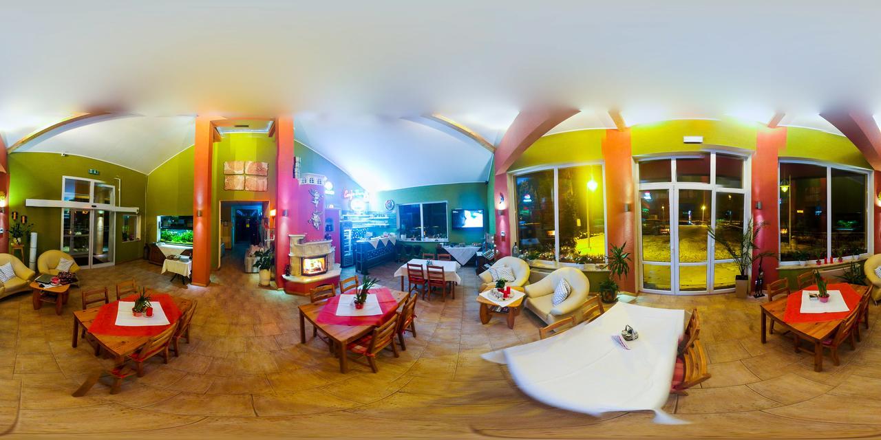 Hotel Krak Myślenice Esterno foto