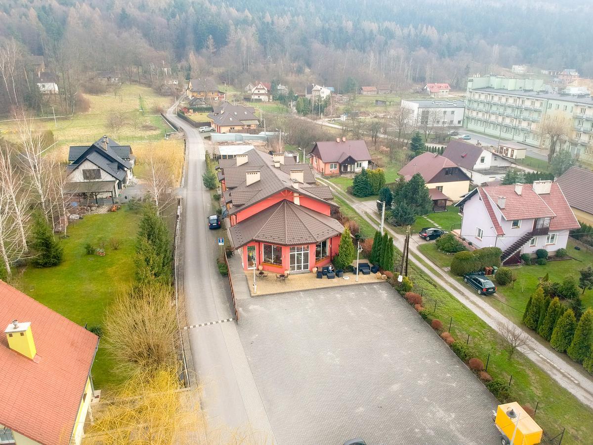 Hotel Krak Myślenice Esterno foto
